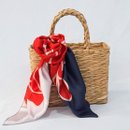 Kit Mimos Lenço Scarf Me, Orquídea na Sacola de Palha 