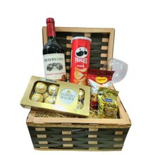  Baú Médio de Vinho com Petiscos