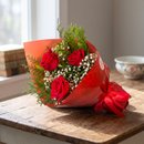 Arranjo Médio de Rosas Vermelhas